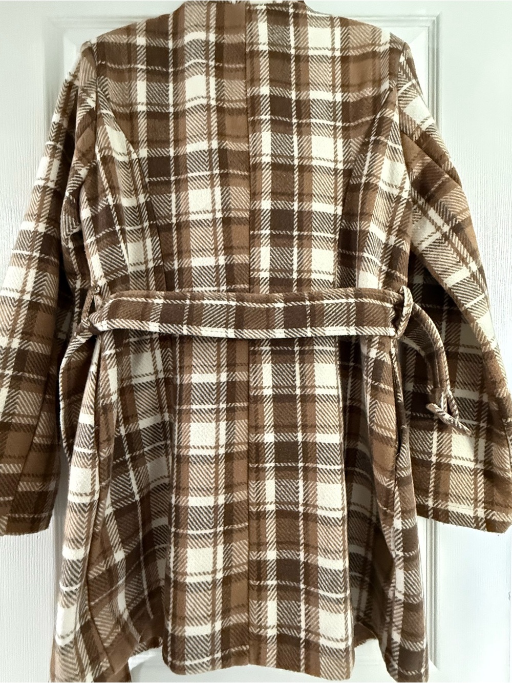 HYFVE Plaid Belted Long Coat Jacket Size Medium
NWOT Brown/Cream - Picture 3 of 3